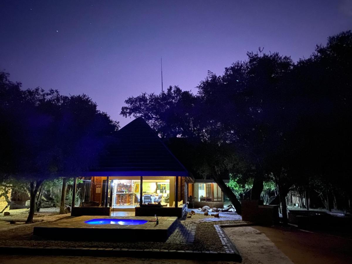 Twiga Lodge Mabalingwe Bela-Bela Exterior foto