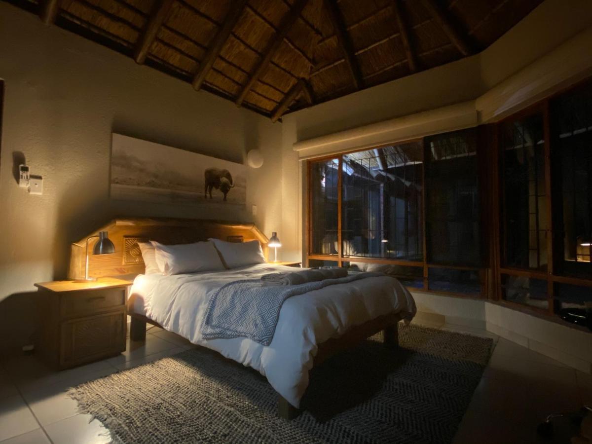 Twiga Lodge Mabalingwe Bela-Bela Exterior foto