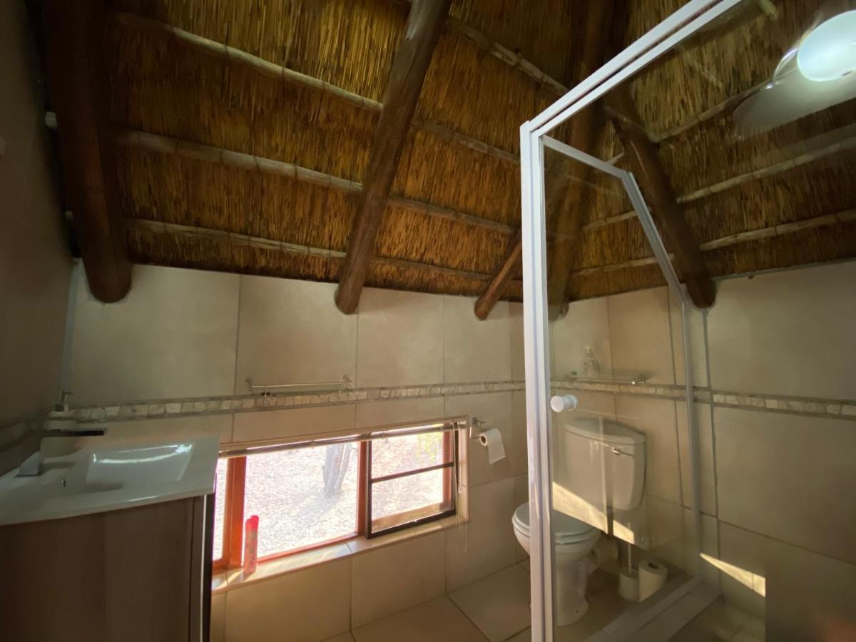 Twiga Lodge Mabalingwe Bela-Bela Exterior foto